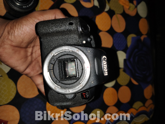 Cannon kissx7i